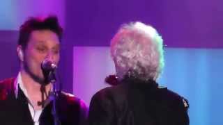 Air Supply - "Desert Sea Sky" (Live at the PNE Summer Concert Vancouver BC August 2014)