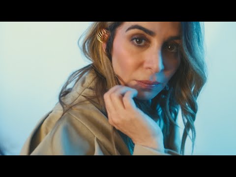 Julie Zenatti - Si je m'en sors - Édition anniversaire 25 ans (Clip officiel)