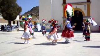 preview picture of video 'Los danzantes en Santa Ana Yareni, Ixtlán de Juárez'