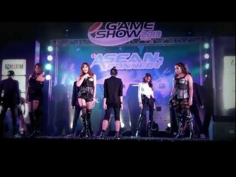 "KaToEi" cover Secret @ WeDo : งาน "Thailand Game Show 2013"