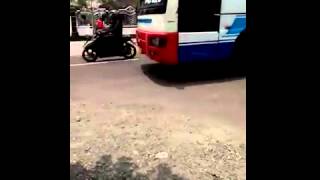 Download lagu telolet sari giri lenggang mp3 Download lagu telolet sari giri lenggang mp3