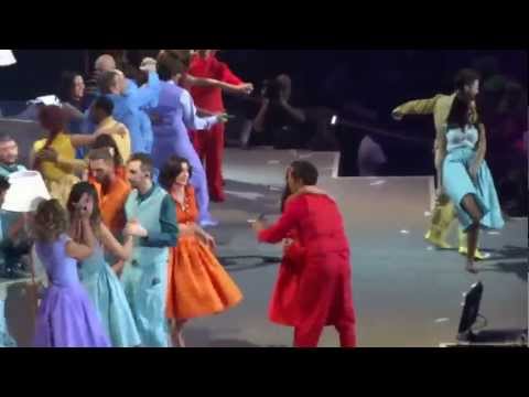 Les enfoirés 2013 - Extrait Ai se eu te pego