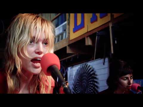 The Paranoyds live on PressureDrop.tv