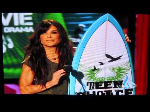 Sandra Bullock Wins Choice Movie Actress, Drama @ the teen choice awards 2010