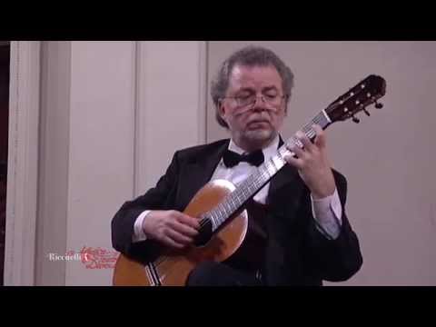 Manuel Barrueco suona Bach BWV 1007 - Intervista