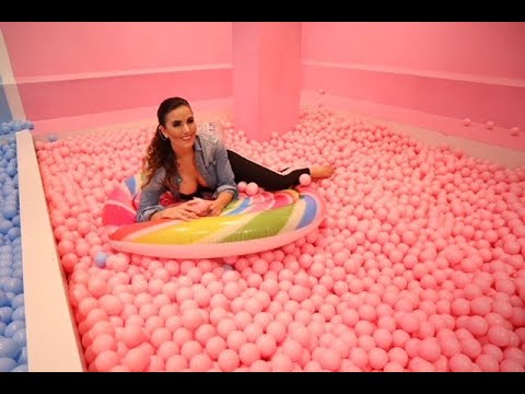 Schlagerprinzessin on Tour - Julia Raich Making of Video "Wenn die Stunde schlägt"