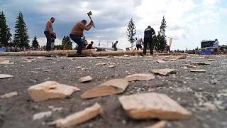 Frankreichs ältester Holzfällerwettbewerb testet Axtkünste