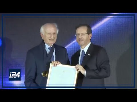 MAGHREB | Royal advisor André Azoulay decorated in Israel