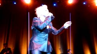 CYNDI LAUPER (3/4) - Lyfe (Berlin, 19-07-2011)