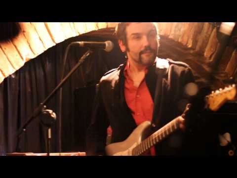 Muito Cuidado - Irmãos Caruso