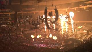 Mötley Crüe - Shout at the Devil Live in 2015 at the Staples Center
