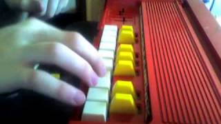 Video thumbnail for General Electric's Tote-A-Tune (1971) by matiaslaporte