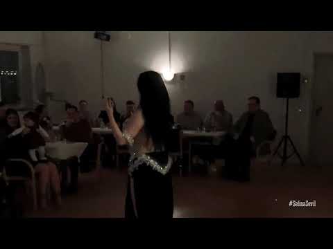 Magdansshow - Magdansös i Malmö - Turkiska föreningen Malmö - Bellydancer