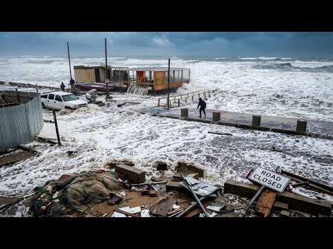 Monte Hermoso, Argentina Hit by Coastal Flooding! Seawater Surges Into City Streets!
