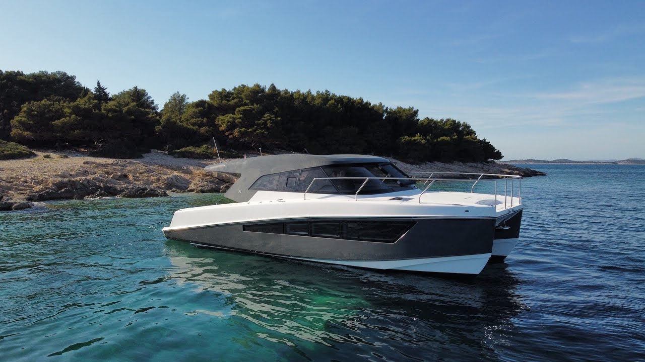 The MAKAI M37 World Premiere
