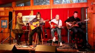 2  Larry Campbell & Teresa Williams   'Keep Your Lamps Trimmed and Burning'