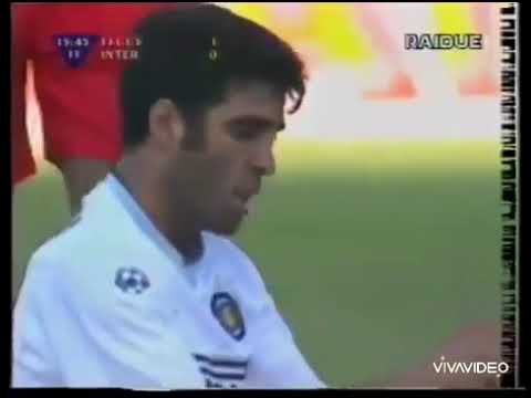 Hakan Şükür. Lecce - Inter maçında yaptığı asist. Italya Kupası 2000-01