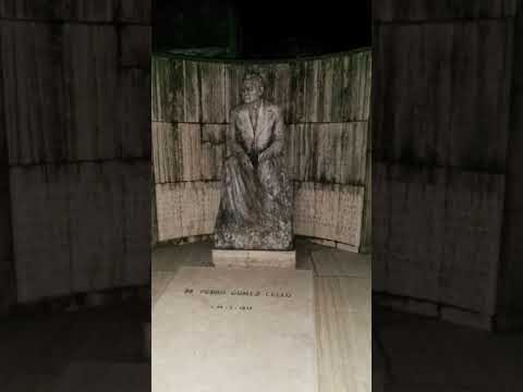 Pedro Gómez cello fue Intendente de la Ciudad de Santa Fe  y Gobernador de la Provincia de Santa Fe