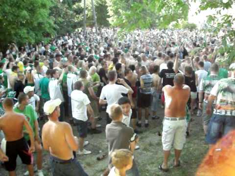 kibice zielonych (8) - derby: Radomiak - Bron - 05.06.2011 - Radom