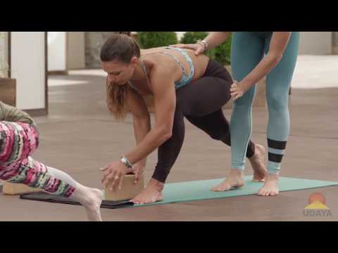 Caley Alyssa, Dragon  I  UDAYA.com