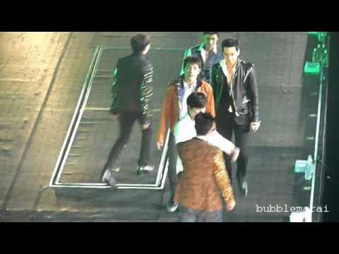 [FanCam] 130302 Hands Up (2PM:What Time Is It, Manila)