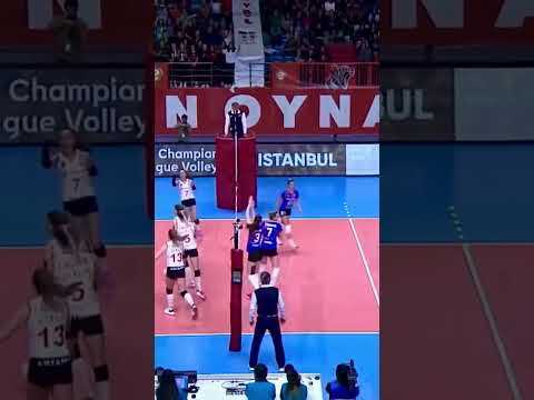 Maja Ognjenović🇷🇸 in Volleyballw CL 2022 #volleyball #legend #legendsetter #eczacıbaşı