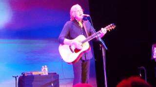 Justin Hayward of the Moody Blues plays &quot;You Can Never Go Home Anymore&quot;
