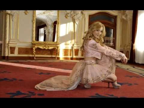 Anca Duma feat. Summer Deejays - Run For Dreams