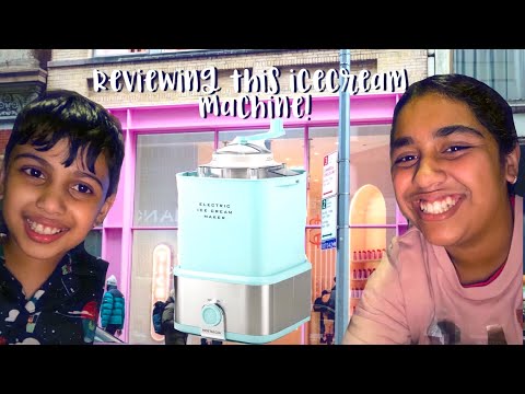 Reviewing an ice cream machine! | First video |