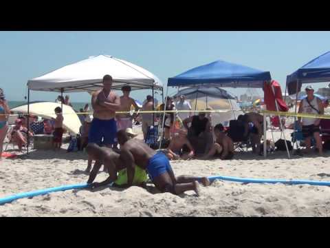 17BeachNats - Over 90 kg Semis - Okoli dec. Daniels