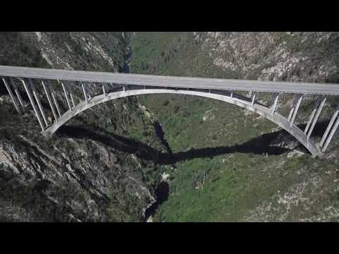 Bungee Jump | 216m high | South Africa | Bloukrans River Bridge | Plettenberg Bay
