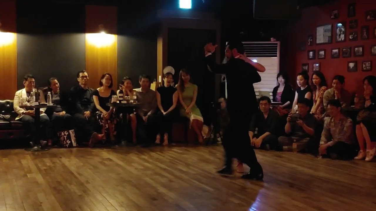 Video thumbnail for [Juan D'Arienzo - El Potro] José Luis Salvo & Carla Rossi