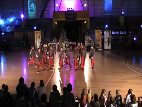 D4U Summer show 2011 - Junioři A Šutka:"Trashin machine"