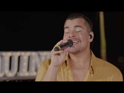 Thiago Martins - Onde Deus Possa Me Ouvir / Esperando Aviões (Quintal do TG)