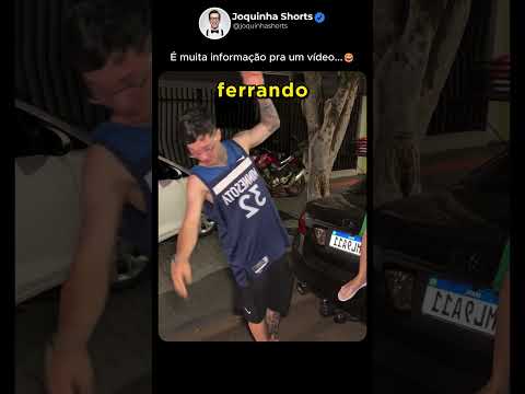 Aquela pessoa que não perde uma fofoca 😂Créditos: @duda_budeu_