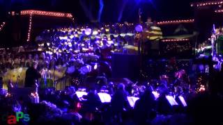 07. Angels We Have Heard on High - 2014 Disneyland Candlelight Procession with Beau Bridges