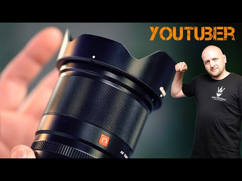 Wide-angle lens for vlogging with Sony for YouTube, the cheapest in the test: VILTROX 13mm F1.4