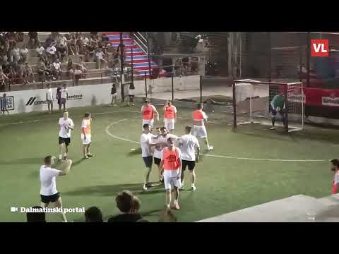 Livaja rastura na Torcida kupu, upisao četiri asistencije! Skandirali izborniku Deni