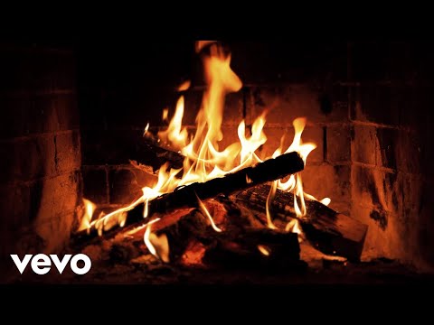 Louis Armstrong, Velma Middleton - Baby It's Cold Outside (Louis' Official Yule Log)