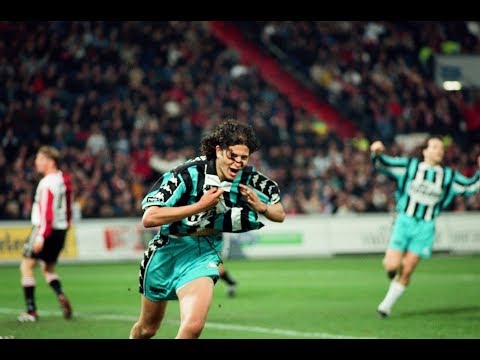Piepjonge Nourdin Boukhari beslist derby | Feyenoord - Sparta uit het archief: 1999/2000
