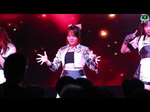 AK03 [FANCAM][BETHY FOCUS] AKIRA KURØ - Barricade
