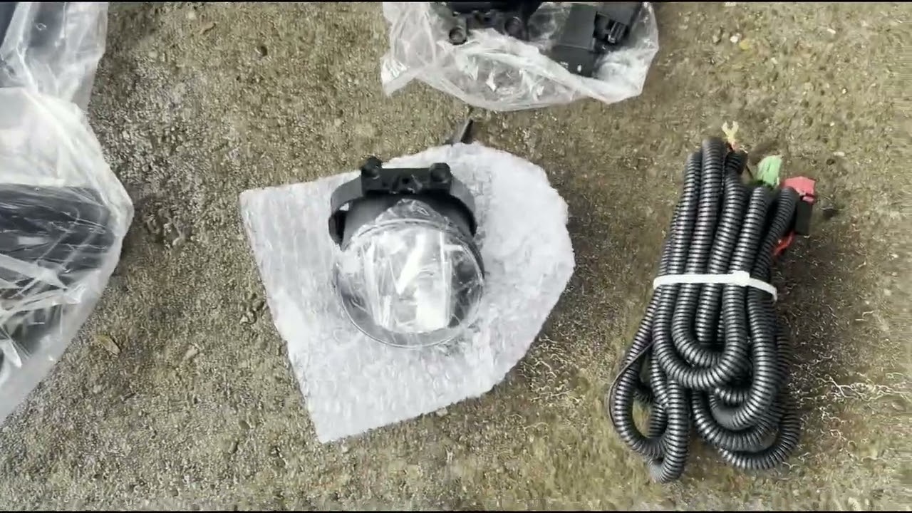 Toyota Hilux 2006–2015 Facelift komplet za leto 2022 Video 1