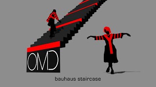 Kadr z teledysku Bauhaus Staircase tekst piosenki Orchestral Manoeuvres In the Dark