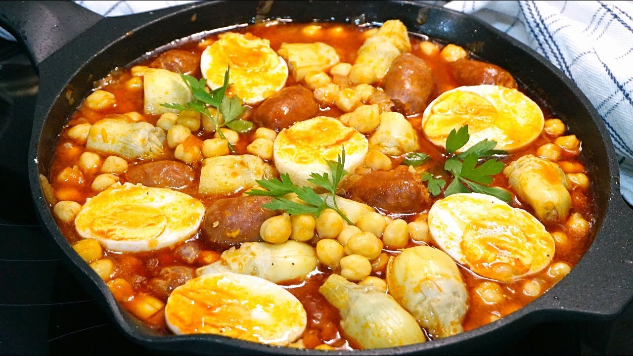 Garbanzos con chorizo y huevo
