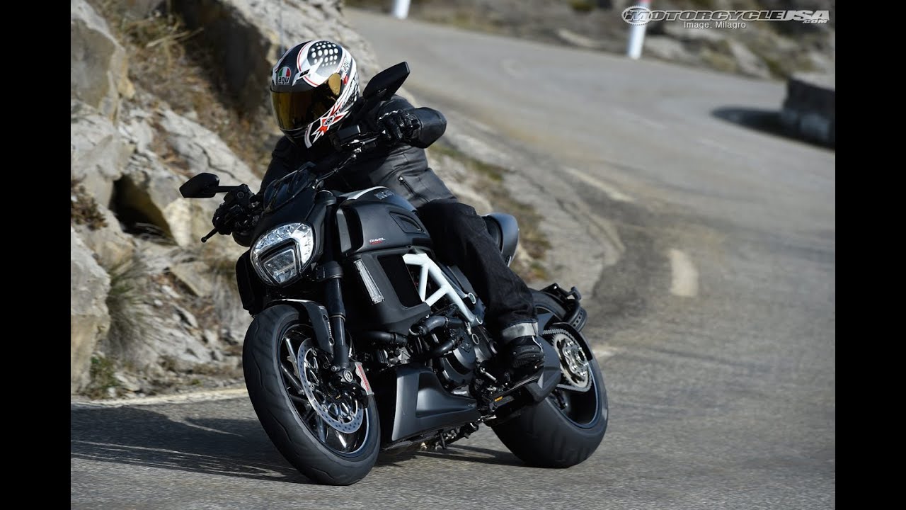 2015 Ducati Diavel Carbon First Ride - MotoUSA