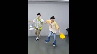 Download lagu TF Family ❤️ Chen Yihang 😎👍 mp3 Download lagu TF Family ❤️ Chen Yihang 😎👍 mp3