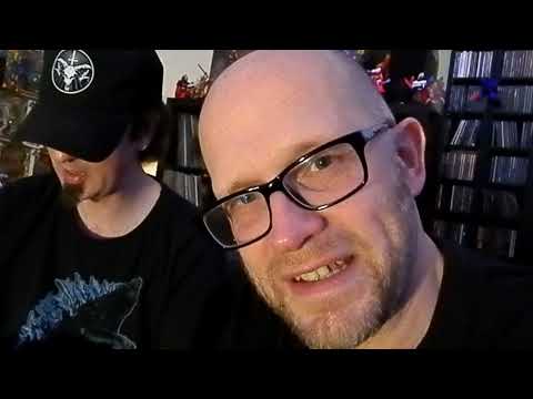 TOYS, BIER & PERVERSE CURRYWURST (MITTM GOREMINISTER)