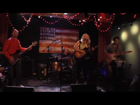 Lucky Strike / Mary Bragg / Live at the Family Wash (Full Band)