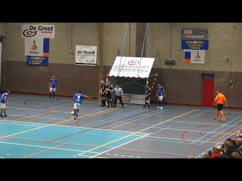 2e poulewedstrijd GVVV - Advendo'57 Jan Rebergen Zaalvoetbaltoernooi 2018