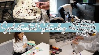 WEEKEND DAY IN THE MOM LIFE // Our New #Lovevery Playkit, Toddler DIYs + Moist Chocolate Cake